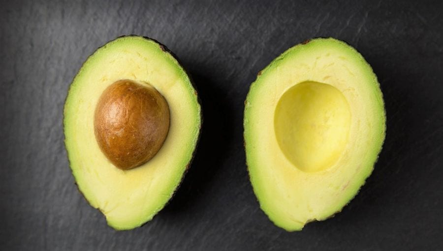abacate é um bom exemplo de fruta low-carb